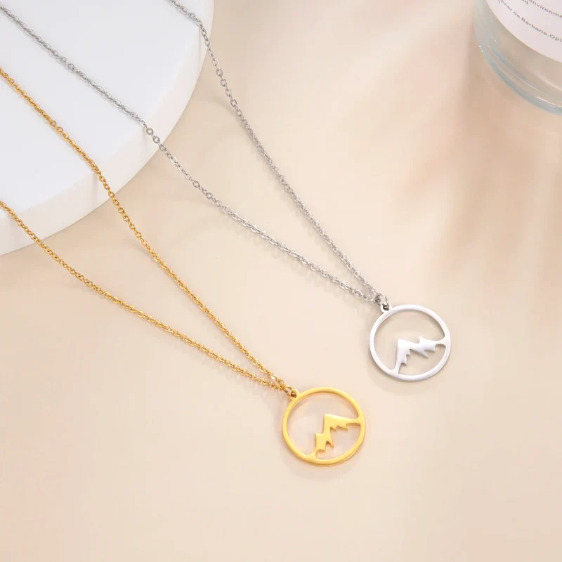 Amaxer Damen-Halskette mit rundem Bergketten-Anhänger, schlichter Edelstahl-Anhänger, zarte Vintage-Kette, Modeschmuck