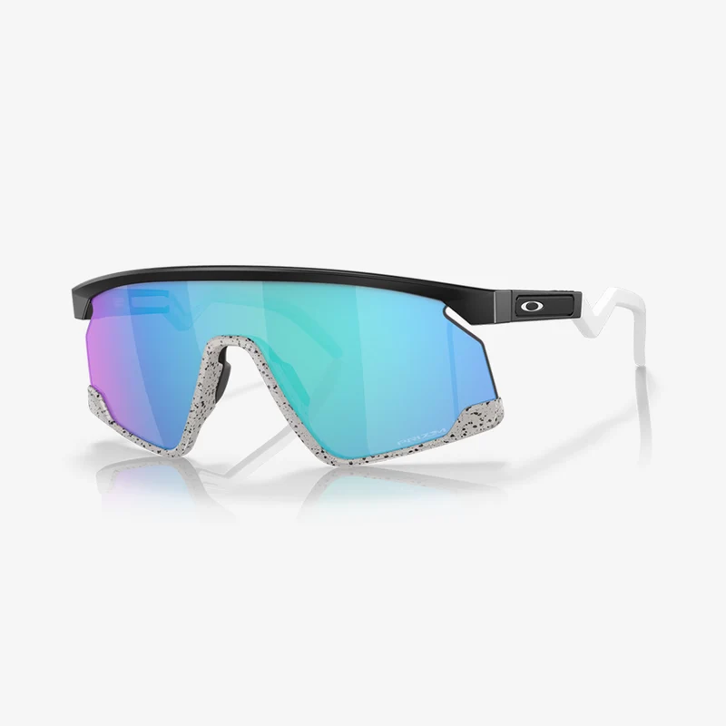 Oakley BXTR / Black Matte Prizm Sapphire